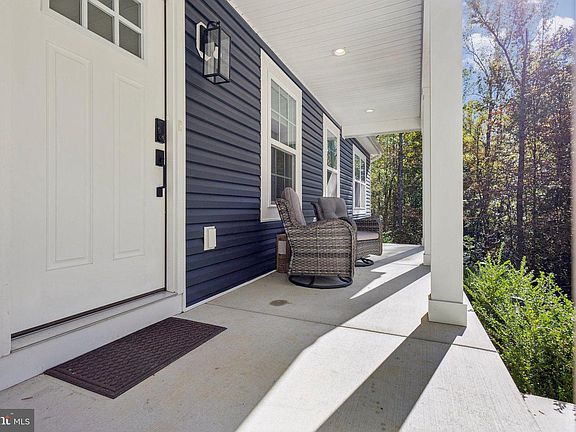 3rd image of 14819 Childs Cove Dr