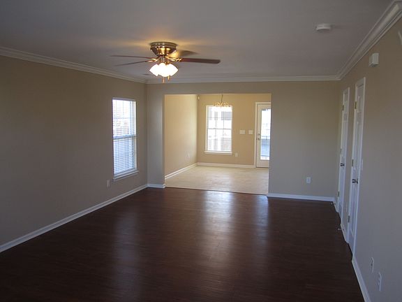 5th image of 5027 Holdsworth Dr