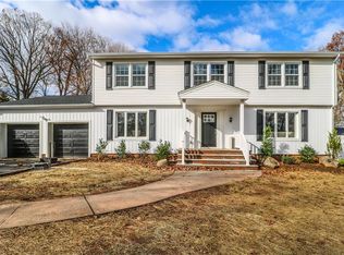 10 Tower Rd, Edison, NJ 08820