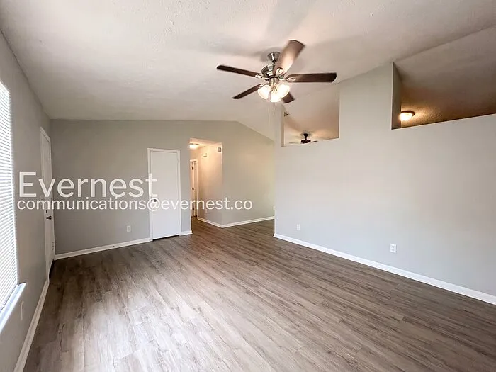 2510 Corner Shoals Dr — Photo 10