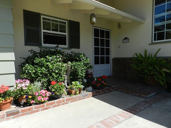 2nd image of 2240 E Sandalwood Pl