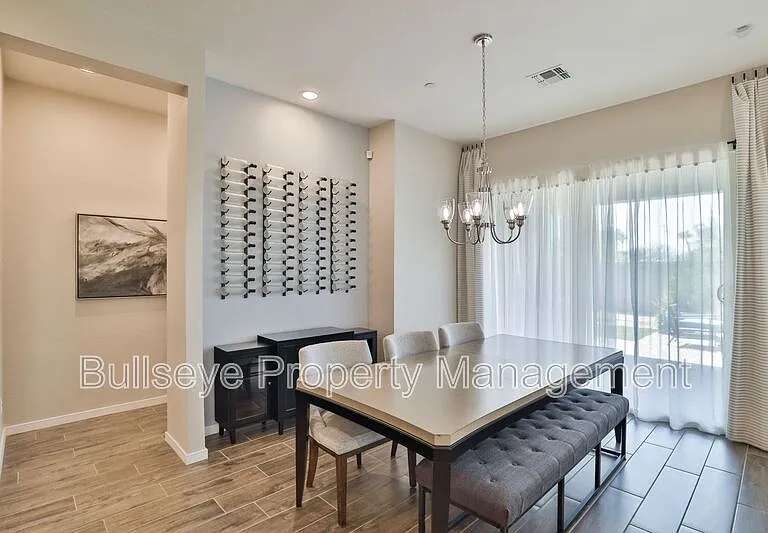 2152 N 141st Ave — Photo 10