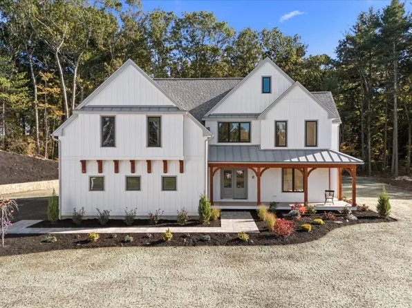 8 Lorenzo Dr, Southborough, MA 01772