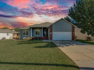 4460 N Rushwood St, Wichita, KS 67226