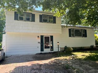 103 Riverglen Rd, Liverpool, NY 13090