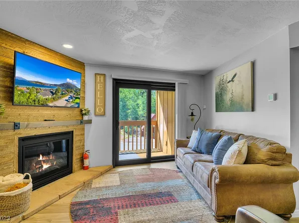 117 E Steam Engine Dr #1A, Brian Head, UT 84719
