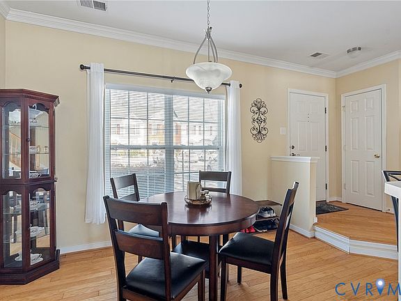 5th image of 9705 Magnolia Pointe Pl