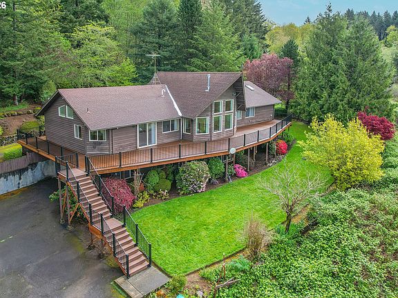 2nd image of 44204 SE Marmot Rd