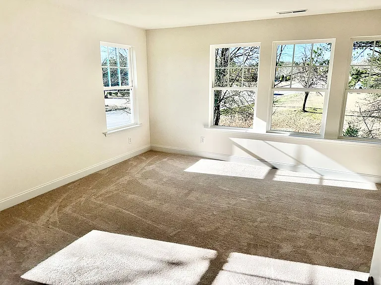 156 Wildflower Cir — Photo 10