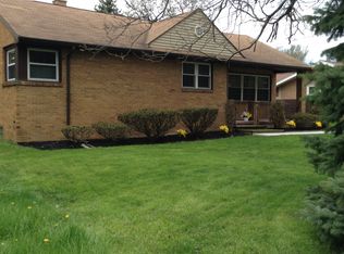 820 Cayuga Creek Rd, Buffalo, NY 14227