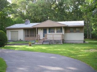 247 Pelham St, Methuen, MA 01844