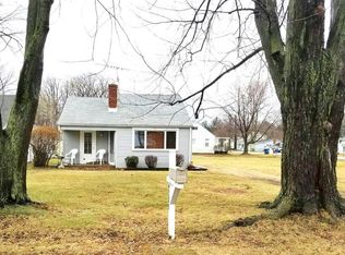 4373 Edgewater Dr, Vermilion, OH 44089