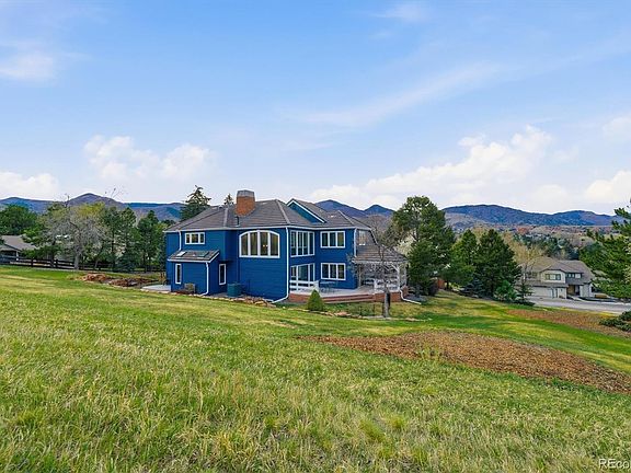 2nd image of 4 Blue Grouse Ridge Road