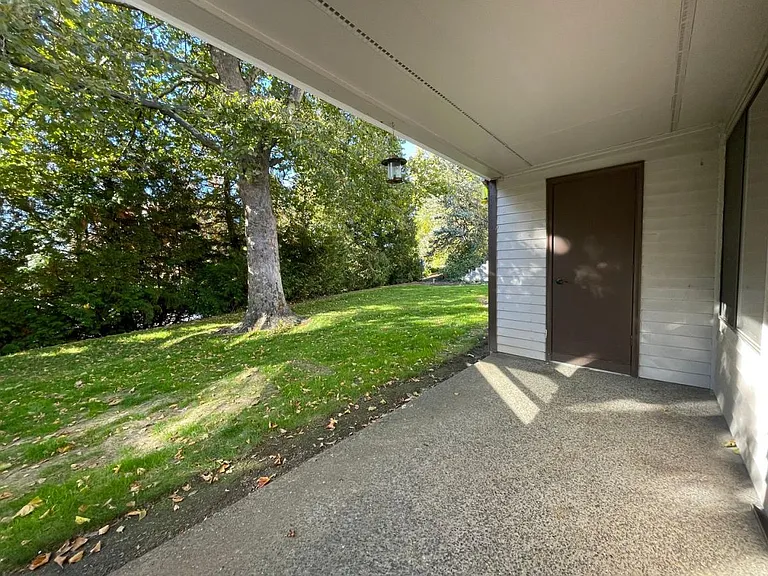12128 SE 104th Ct — Photo 25