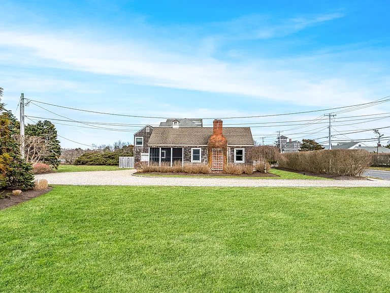 Dune Rd — Photo 2