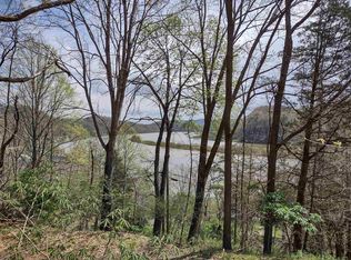 Delton Rd, Draper, VA 24324