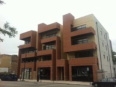 1st image of 1412 W Chicago Ave APT 4