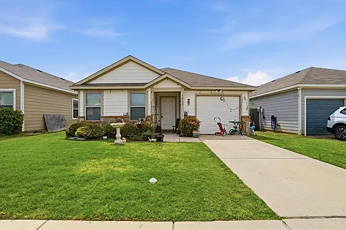 1812 Village Park Trl Photo 1