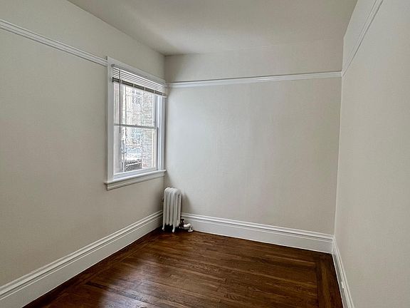 2nd image of 845 Hyde St APT 2