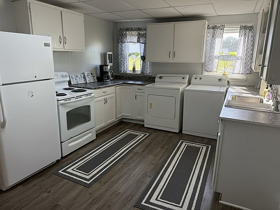 4th image of 115 N Water St #115