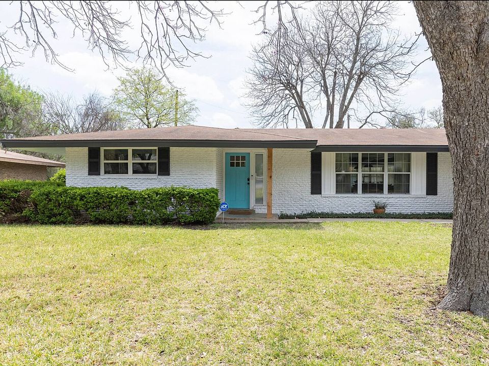 1st image of 326 Cloudmont Dr