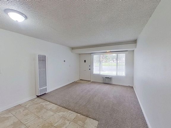 4th image of 11014 Paloma Ave