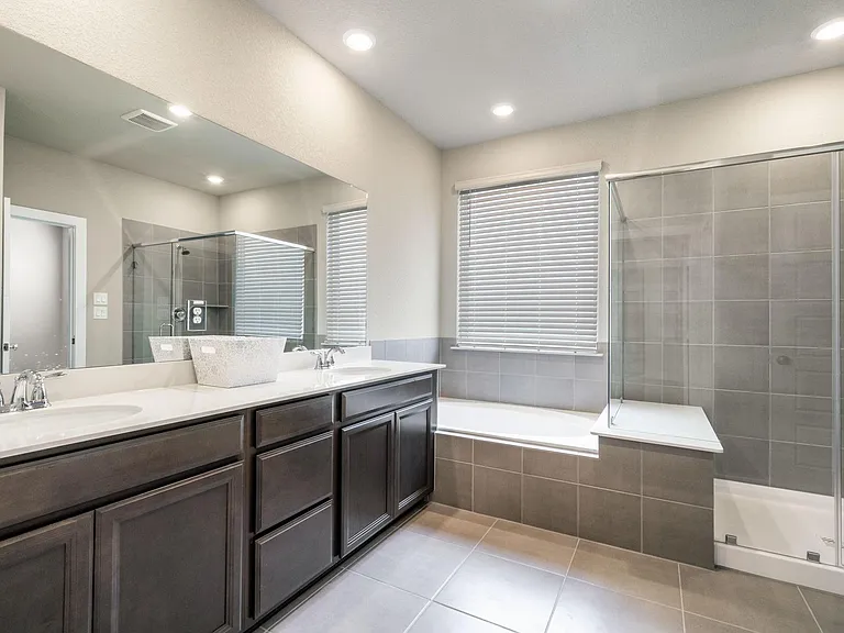 8209 Rising Stream Dr — Photo 26