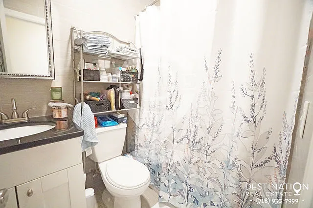 30 Garnet St #4L — Photo 10