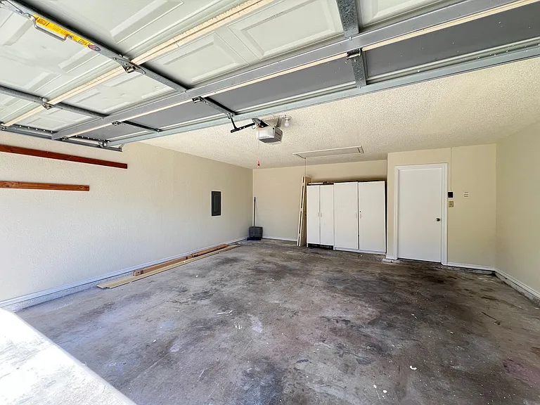 2312 Blue Cypress Dr — Photo 51