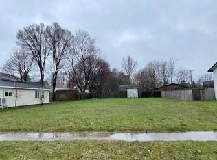 111 E 5th St, Gaylord, MI 49735