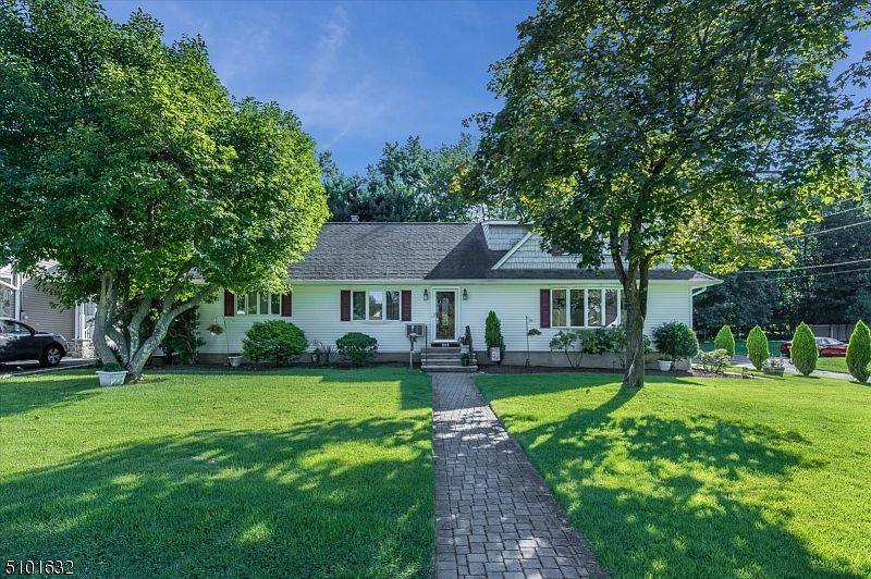212 Anderson Pkwy, Cedar Grove, NJ 07009 Zillow