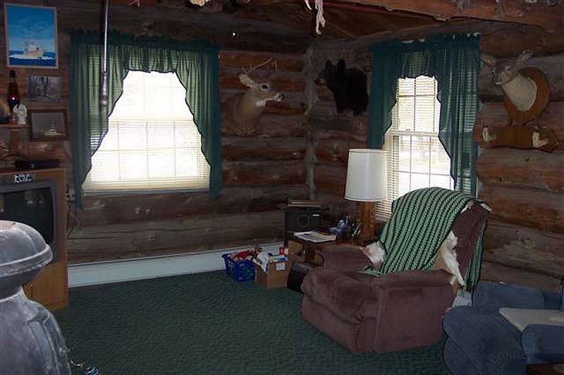 3rd image of 773 SHEW HOLLOW Road