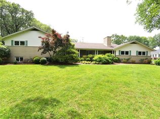 431 S Spoede Rd, Saint Louis, MO 63141