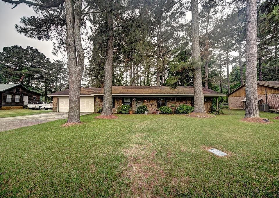 1st image of 422 Monroe Dr