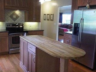 5th image of 15986 Linda Ave