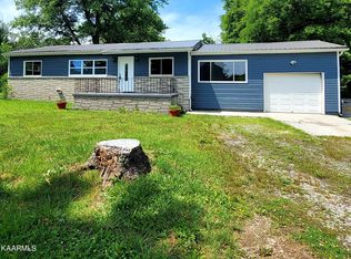 7005 Pine Grove Rd, Knoxville, TN 37914