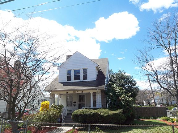 5th image of 122 Beechwood Ave