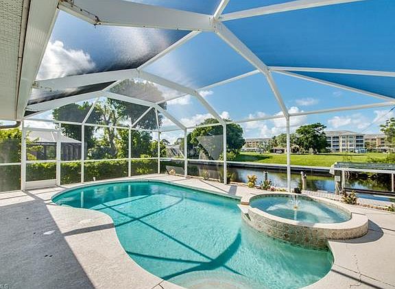 5th image of 1862 Coral Point Dr