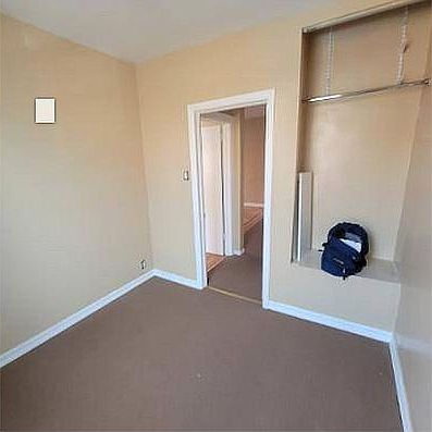 4th image of 50-17 59th Pl #2
