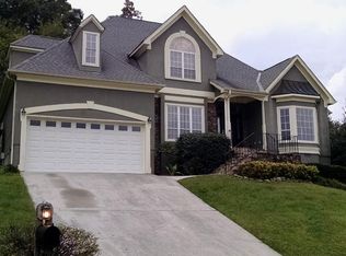 9447 Lazy Circles Dr, Ooltewah, TN 37363