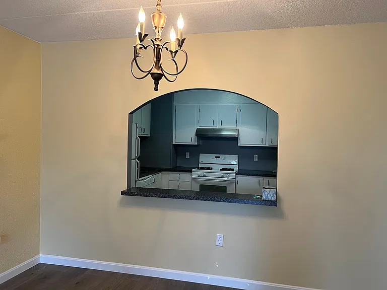 1550 Worcester St #114 — Photo 7