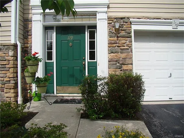 119 Barr Ln photo 1