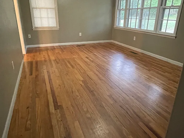 325 Forest Rd — Photo 4