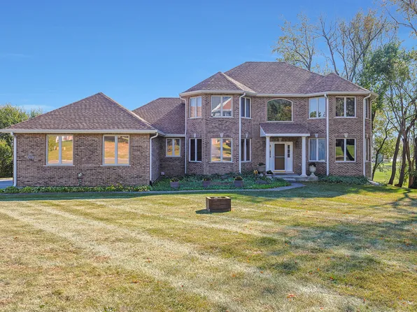 5216 Rita Ave, Crystal Lake, IL 60014