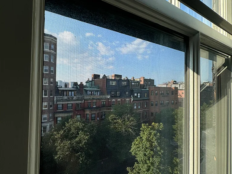 Beacon St — Photo 22