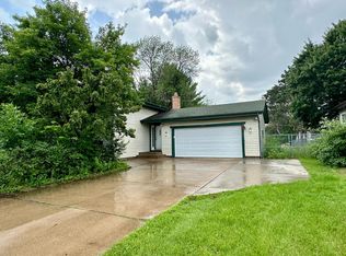 11458 Round Lake Blvd NW, Coon Rapids, MN 55433
