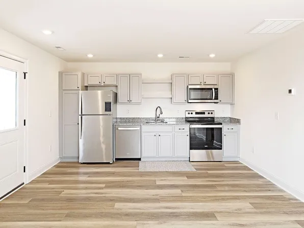 6842 Chancery Ln, Crozet, VA 22932