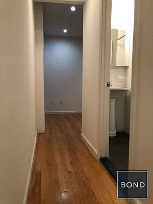Rented by Bond New York | media 11