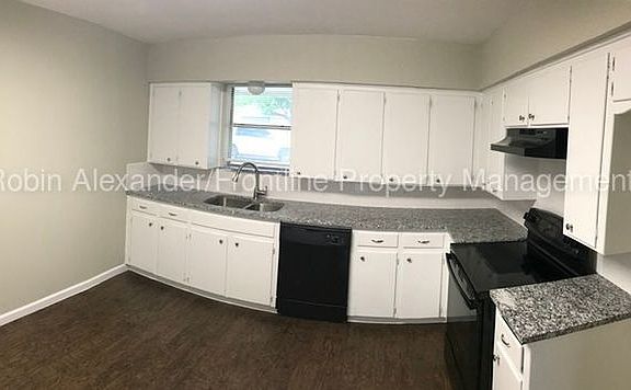 5th image of 7722 Mary Dr
