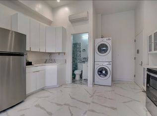 623 Union Ave #1R, Brooklyn, NY 11211